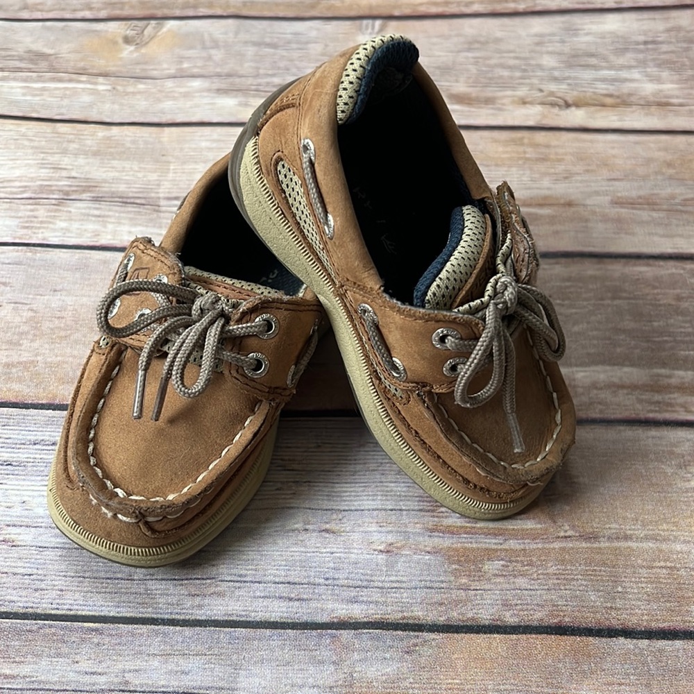 Sperry Landyard Boat shoes- toddler size 6